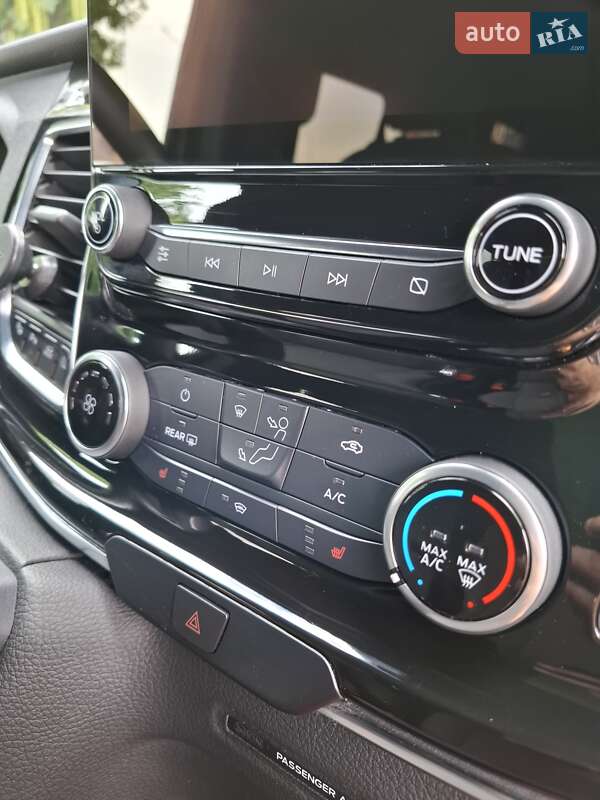 Минивэн Ford Tourneo Custom 2023 в Луцке