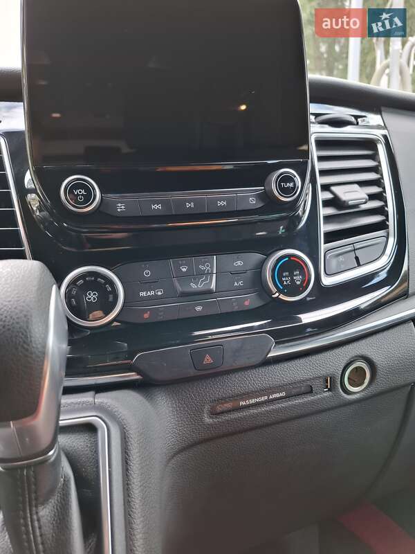 Минивэн Ford Tourneo Custom 2023 в Луцке