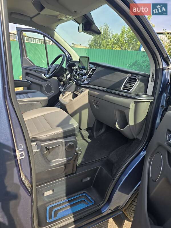 Мінівен Ford Tourneo Custom 2021 в Києві