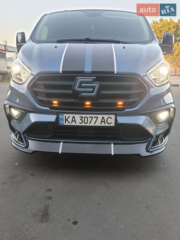 Мінівен Ford Tourneo Custom 2019 в Дніпрі