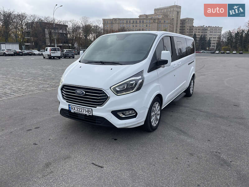Мінівен Ford Tourneo Custom 2020 в Києві