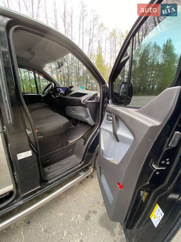 Мінівен Ford Tourneo Custom 2016 в Рокитному