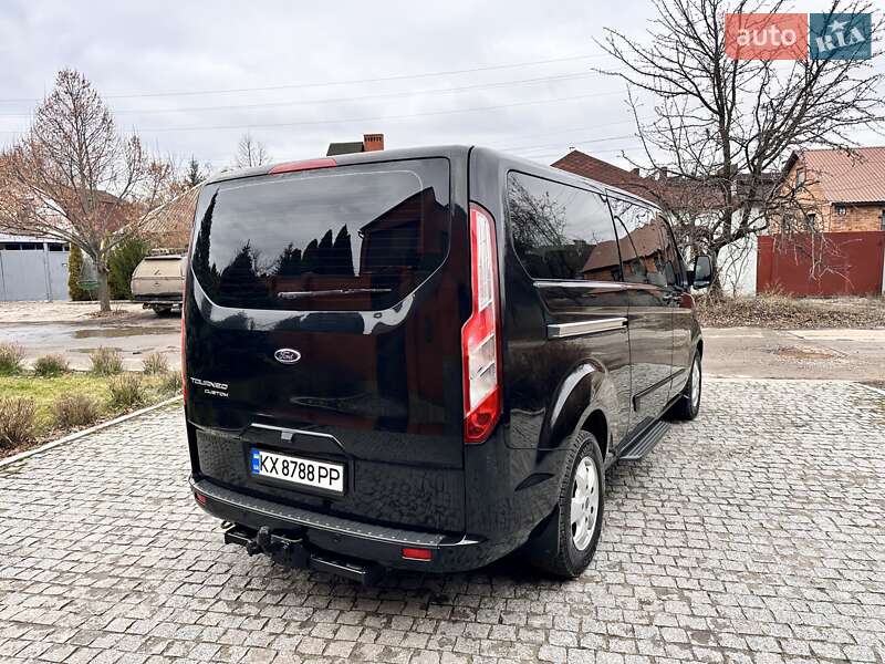 Мінівен Ford Tourneo Custom 2016 в Києві