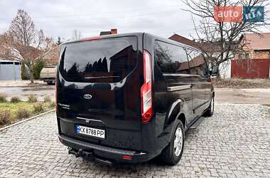 Минивэн Ford Tourneo Custom 2016 в 
