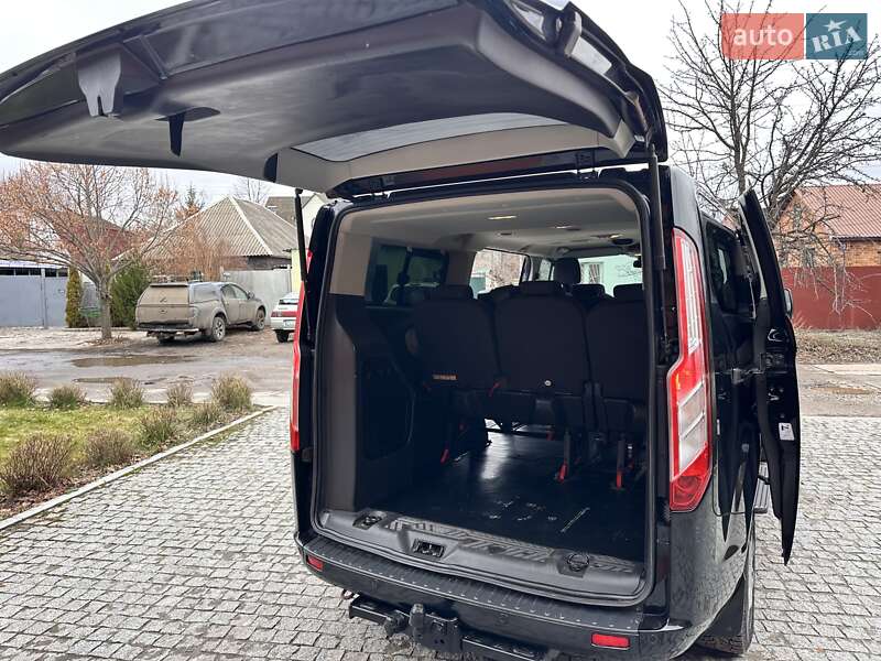 Мінівен Ford Tourneo Custom 2016 в Києві