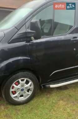 Минивэн Ford Tourneo Custom 2013 в 