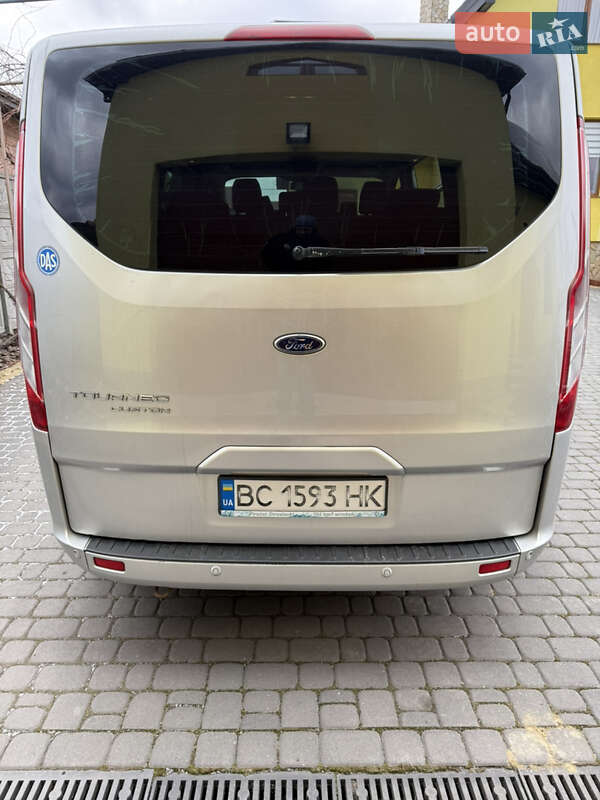 Мінівен Ford Tourneo Custom 2015 в Жовкві