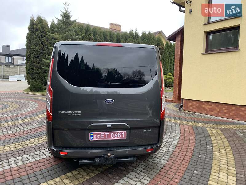 Мінівен Ford Tourneo Custom 2023 в Рівному