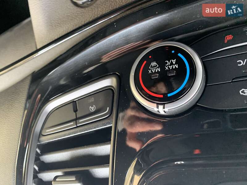 Мінівен Ford Tourneo Custom 2023 в Рівному