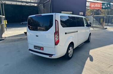 Мінівен Ford Tourneo Custom 2017 в 