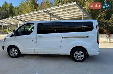 Мінівен Ford Tourneo Custom 2017 в 