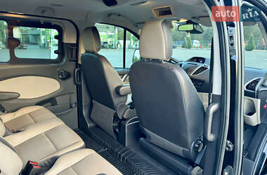 Минивэн Ford Tourneo Custom 2013 в 