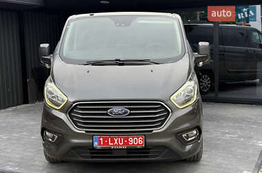 Минивэн Ford Tourneo Custom 2018 в 