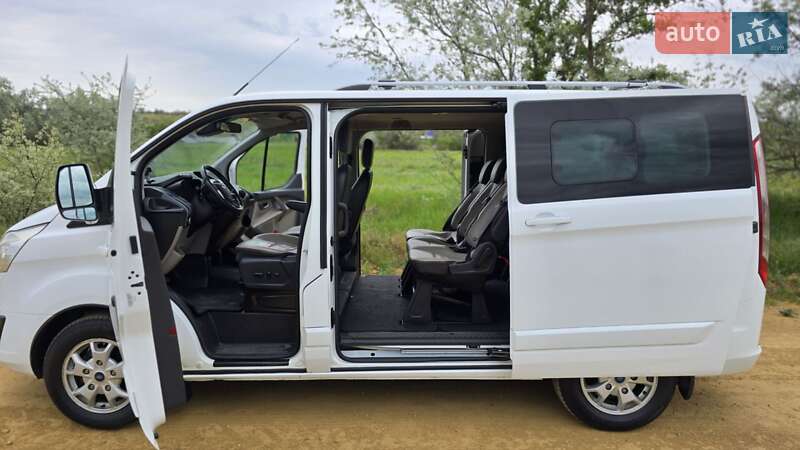 Минивэн Ford Tourneo Custom 2013 в Ивановке