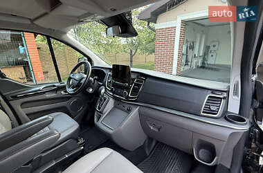 Мінівен Ford Tourneo Custom 2023 в 