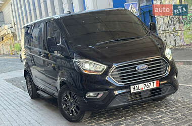 Мінівен Ford Tourneo Custom 2021 в 