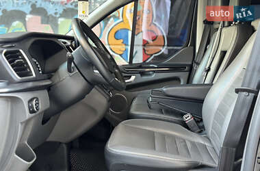 Мінівен Ford Tourneo Custom 2021 в 