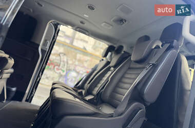 Мінівен Ford Tourneo Custom 2021 в 