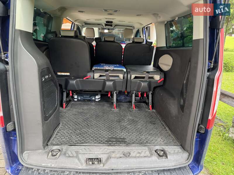 Мінівен Ford Tourneo Custom 2015 в Києві