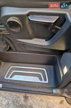 Минивэн Ford Tourneo Custom 2021 в 