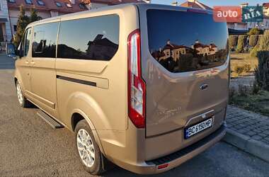 Минивэн Ford Tourneo Custom 2021 в 