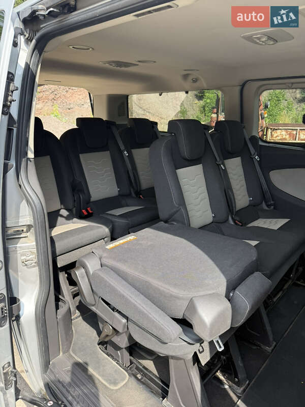 Мінівен Ford Tourneo Custom 2016 в Львові