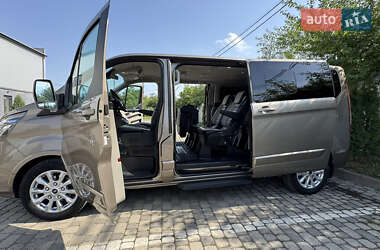 Минивэн Ford Tourneo Custom 2020 в 