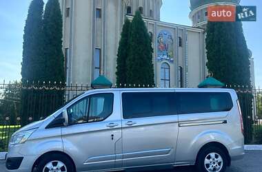 Минивэн Ford Tourneo Custom 2016 в 