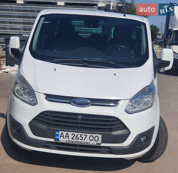 Минивэн Ford Tourneo Custom 2013 в Киеве