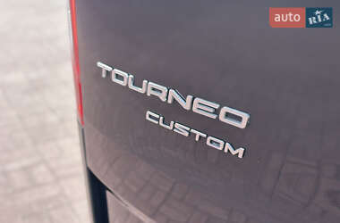 Мінівен Ford Tourneo Custom 2013 в 
