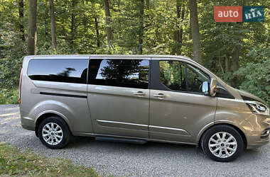 Мінівен Ford Tourneo Custom 2020 в 