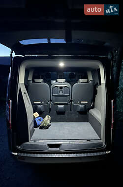 Мінівен Ford Tourneo Custom 2020 в 