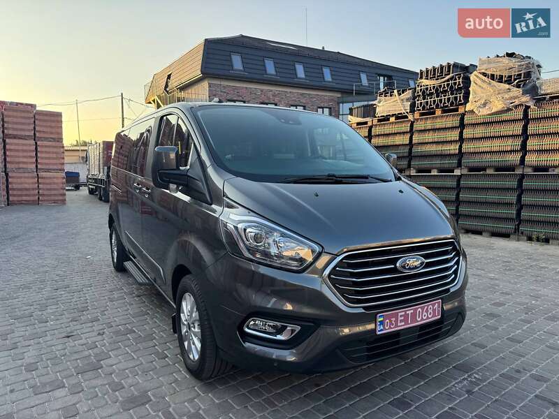 Минивэн Ford Tourneo Custom 2023 в Ровно