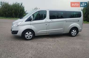 Минивэн Ford Tourneo Custom 2016 в 