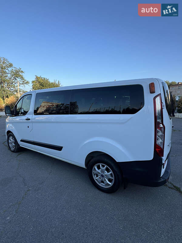 Минивэн Ford Tourneo Custom 2013 в Харькове фото 12 Минивэн Ford Tourneo Custom 2013 в Харькове