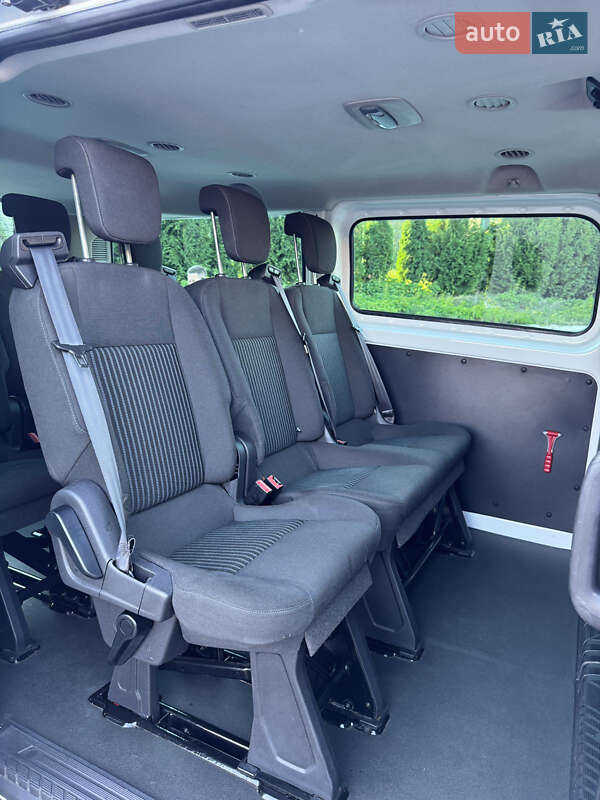 Минивэн Ford Tourneo Custom 2013 в Харькове фото 50 Минивэн Ford Tourneo Custom 2013 в Харькове