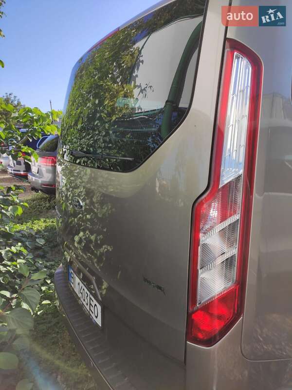 Мінівен Ford Tourneo Custom 2019 в Івано-Франківську