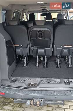 Минивэн Ford Tourneo Custom 2017 в 