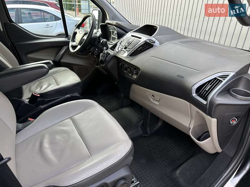 Мінівен Ford Tourneo Custom 2015 в Мукачевому фото 28 Мінівен Ford Tourneo Custom 2015 в Мукачевому