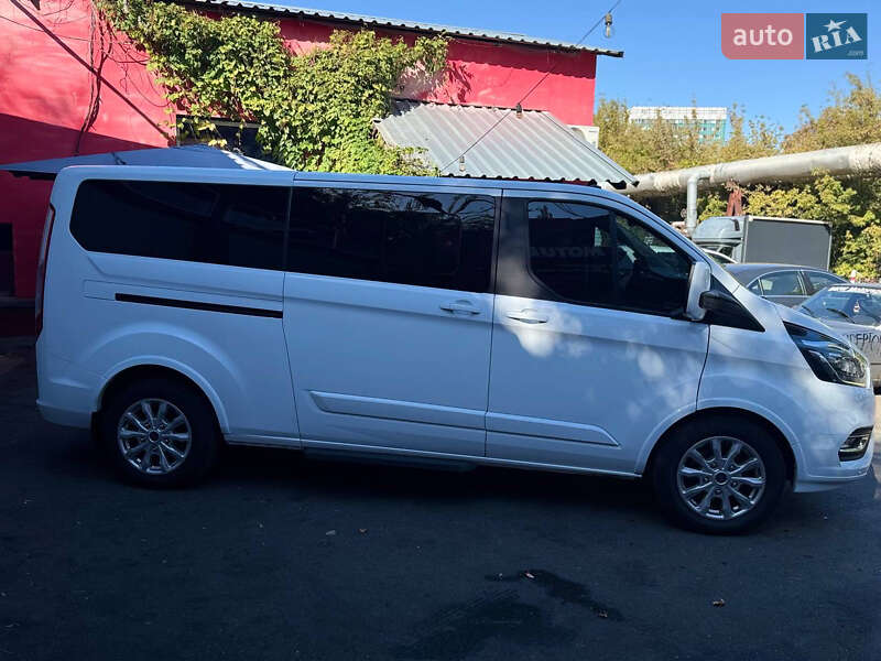 Мінівен Ford Tourneo Custom 2020 в Києві