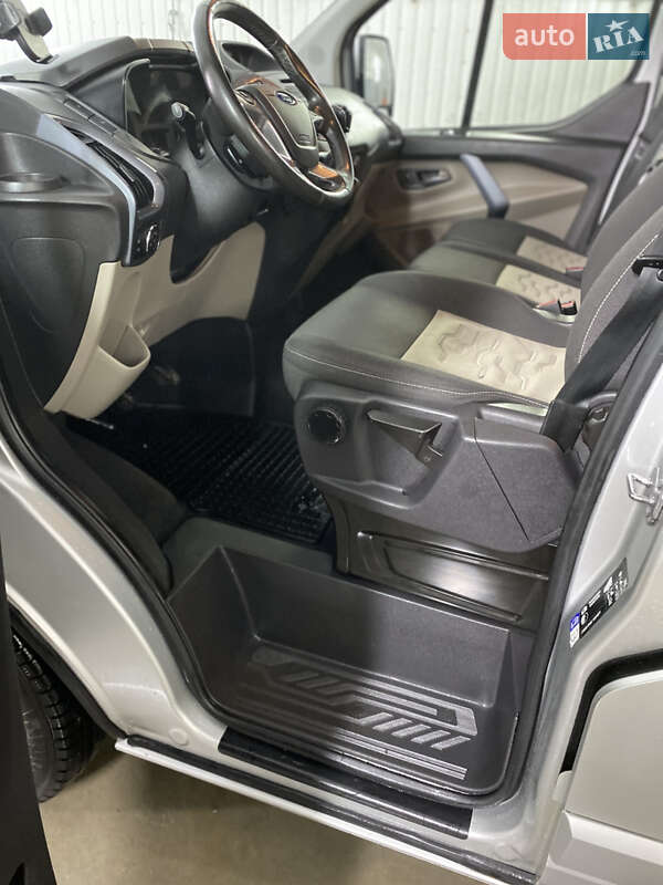 Мінівен Ford Tourneo Custom 2016 в Луцьку фото 8 Мінівен Ford Tourneo Custom 2016 в Луцьку