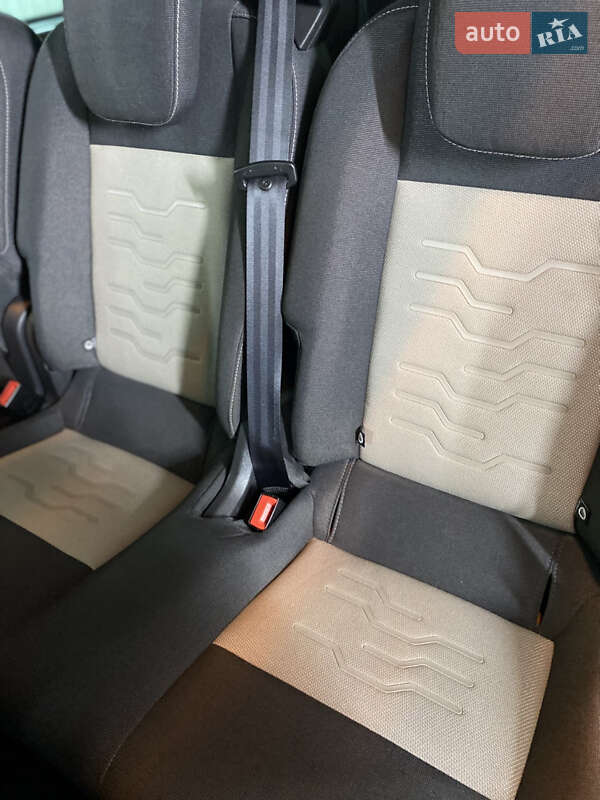 Мінівен Ford Tourneo Custom 2016 в Луцьку фото 37 Мінівен Ford Tourneo Custom 2016 в Луцьку