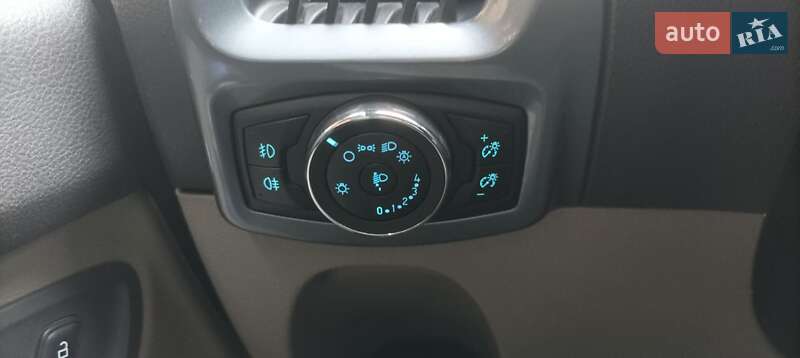 Минивэн Ford Tourneo Custom 2013 в Черкассах