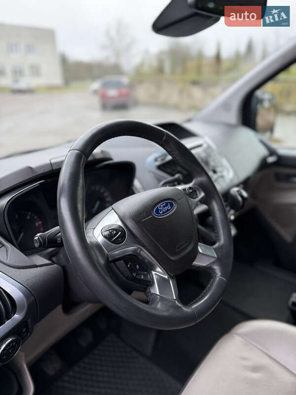 Мінівен Ford Tourneo Custom 2013 в Рівному фото 26 Мінівен Ford Tourneo Custom 2013 в Рівному