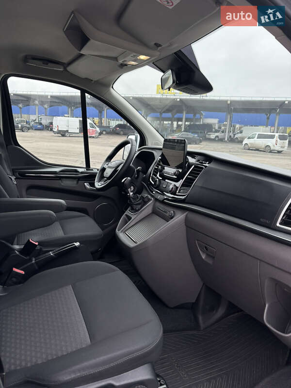 Мінівен Ford Tourneo Custom 2019 в Дніпрі фото 14 Мінівен Ford Tourneo Custom 2019 в Дніпрі