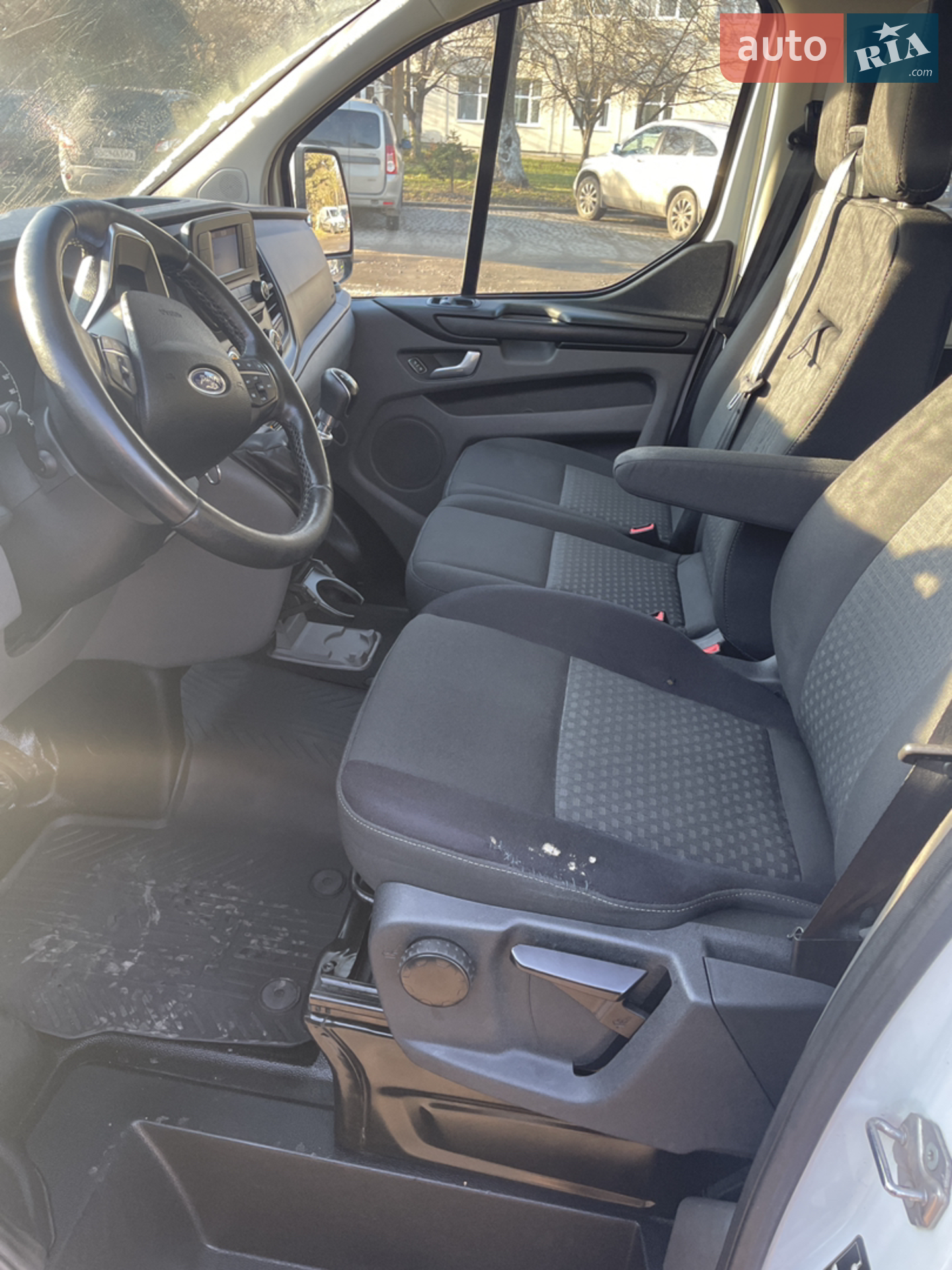 2019 Ford Tourneo Custom - мініатюра 10