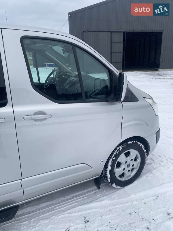 Минивэн Ford Tourneo Custom 2016 в Луцке
