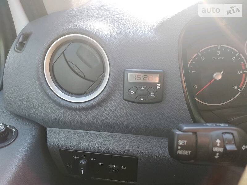 Вантажопасажирський фургон Ford Transit Connect 2012 в Івано-Франківську фото 7 Вантажопасажирський фургон Ford Transit Connect 2012 в Івано-Франківську