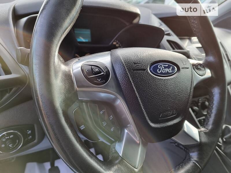 Вантажний фургон Ford Transit Connect 2017 в Одесі
