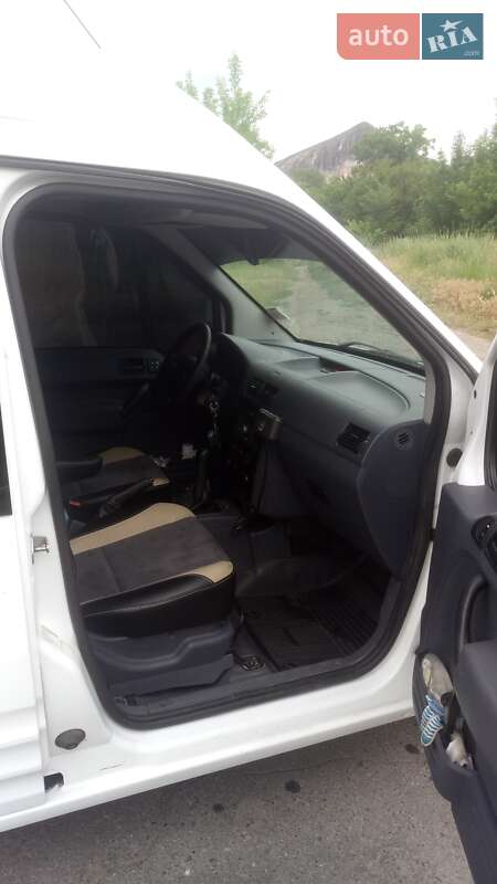 Универсал Ford Transit Connect 2007 в Киеве фото 13 Универсал Ford Transit Connect 2007 в Киеве